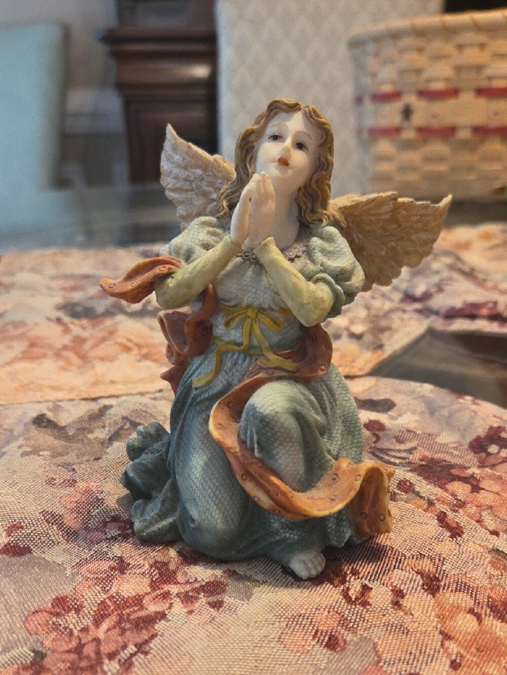 Christmas Items - Picture 10 of 10